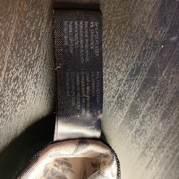 Marilyn Monroe Intimates, sleeveless brown/black floral pattern. Size 3X. - Picture 7 of 10